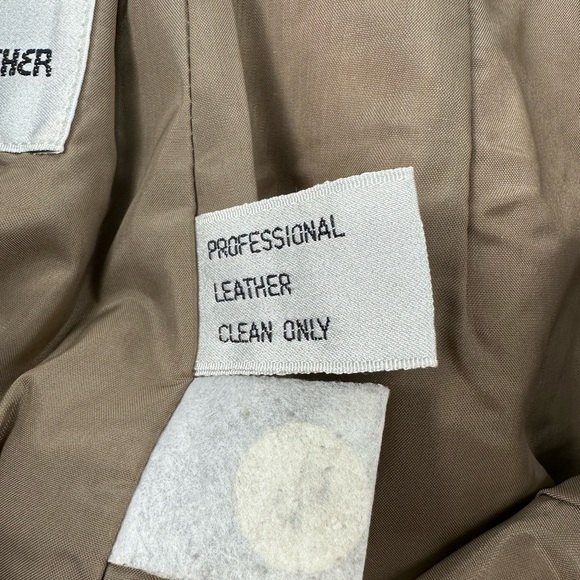 Vintage Wilsons Leather Women's A Line Genuine Leather Skirt Tan Size 10/Medium - Picture 9 of 9